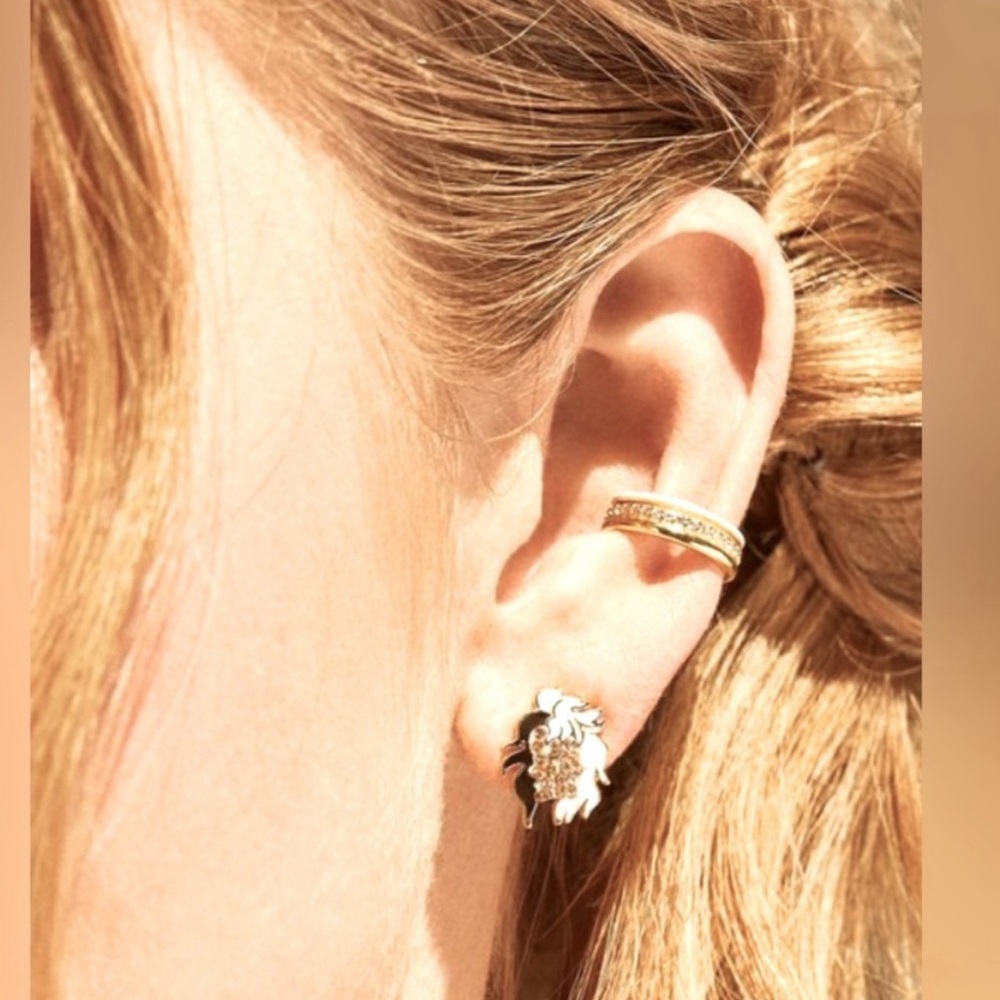 Baublebar x Disney Mini Cruella Stud Post Earrings - Picture 2 of 7